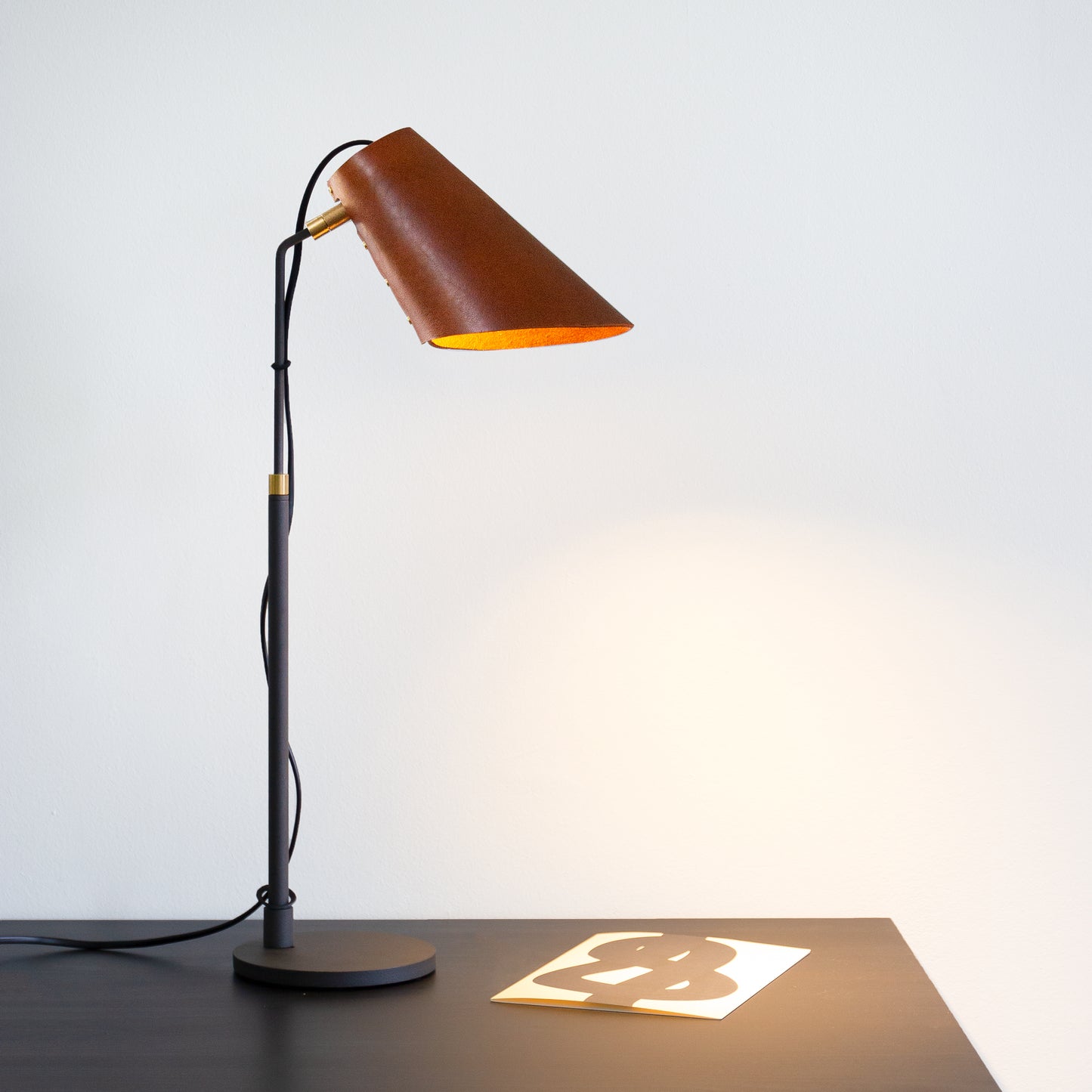 Erik bordslampa från Zlamp