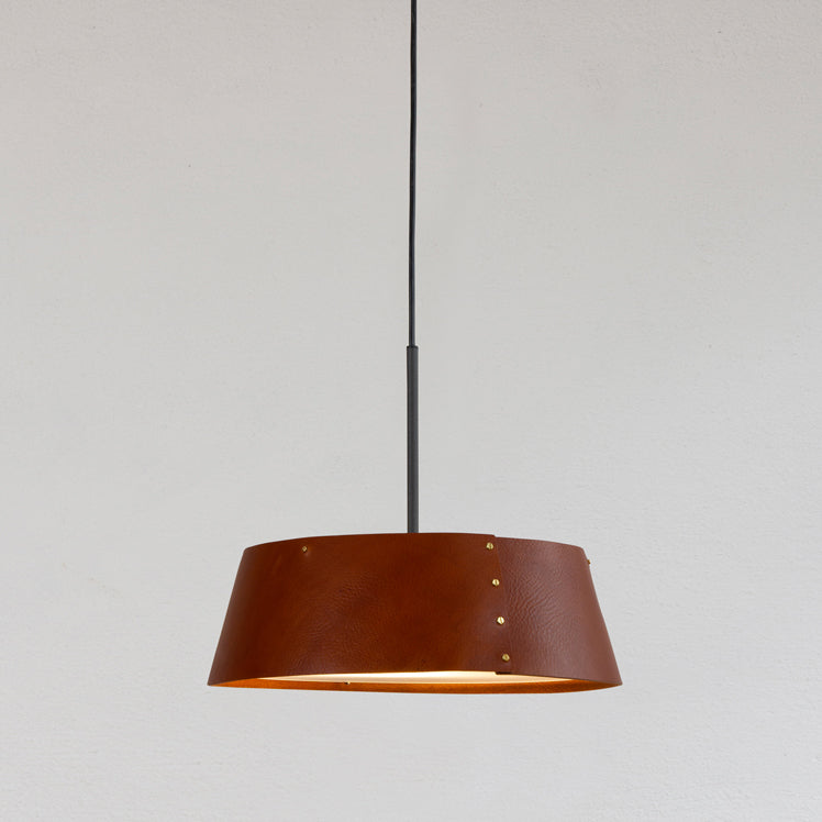 Karl läder pendel 35 cm