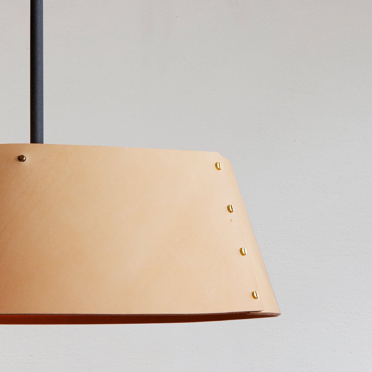 Karl läder pendel 35 cm