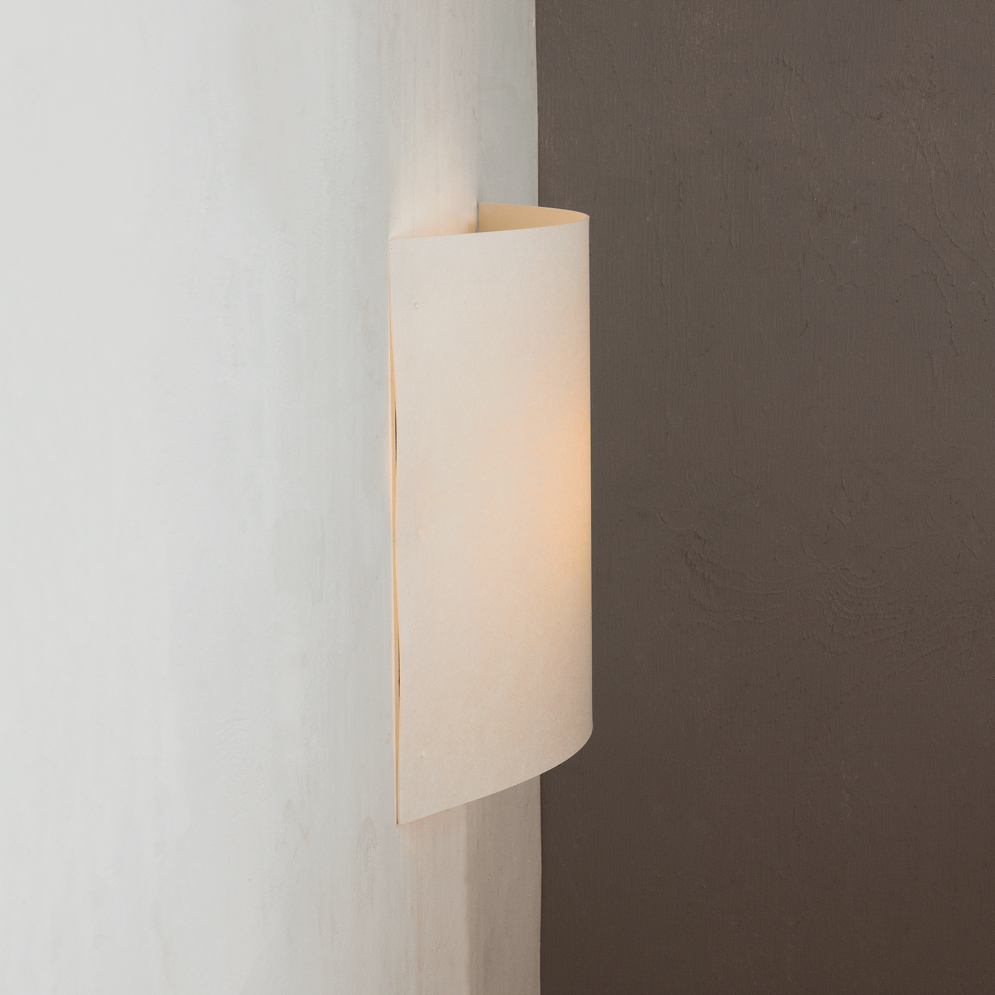 Paper wall lamp 32 cm