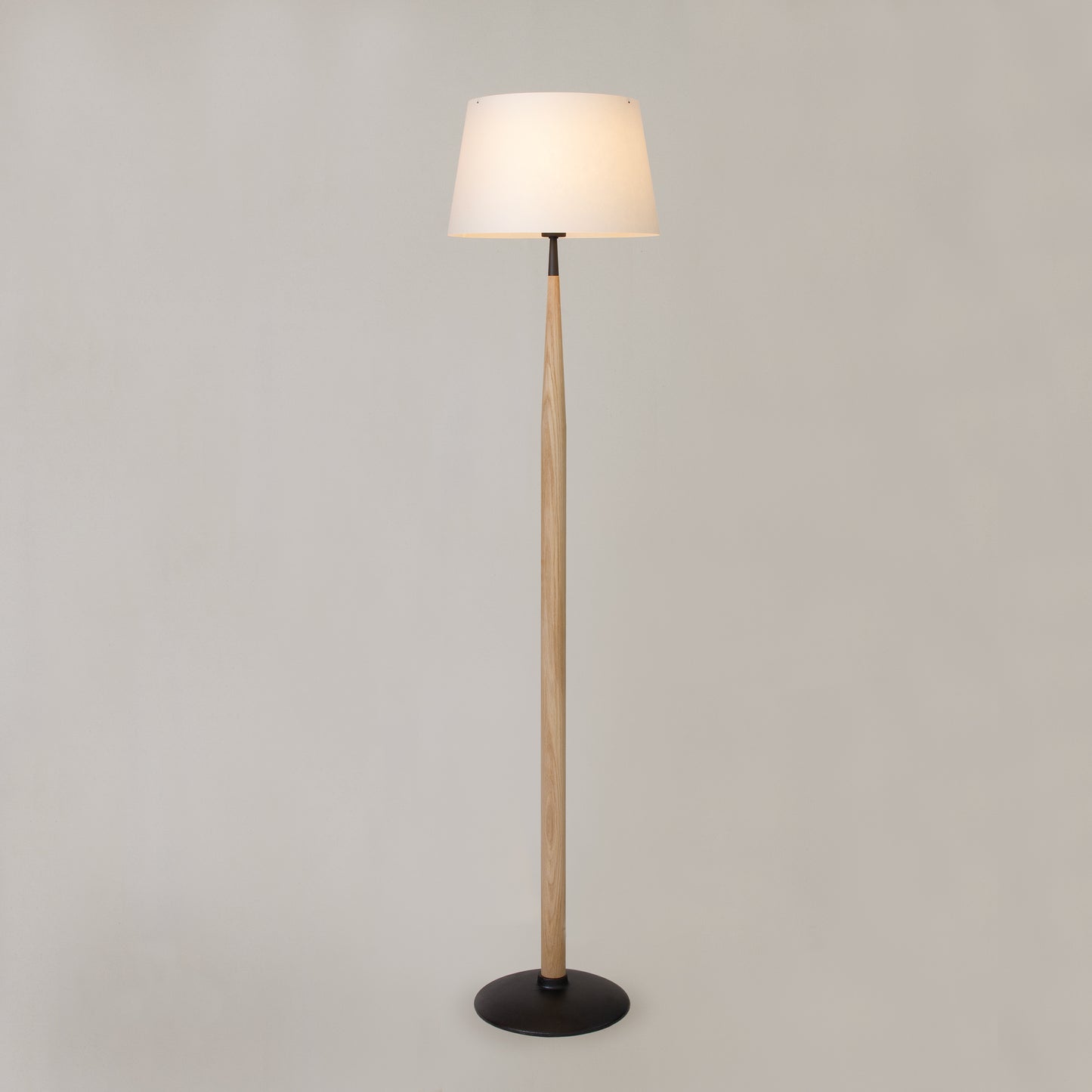 Peak golvlampa
