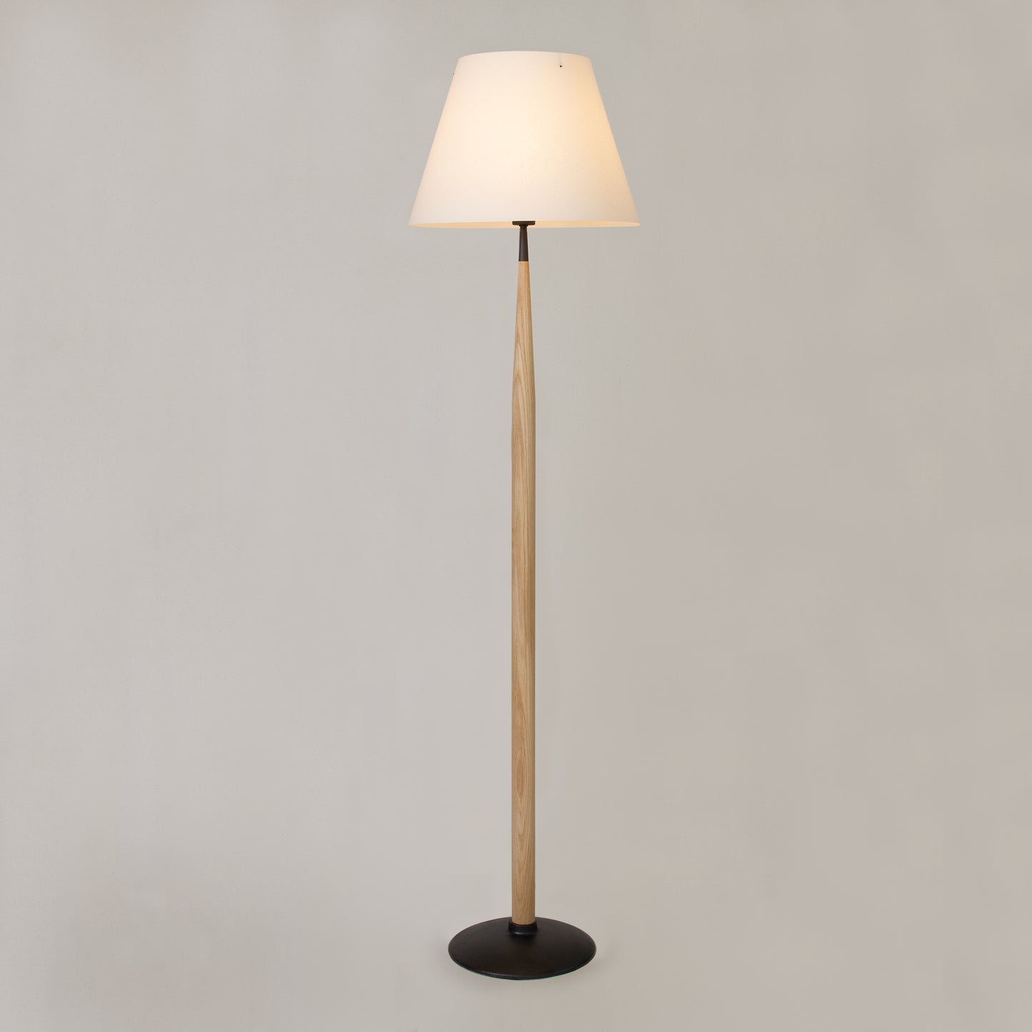 Peak golvlampa
