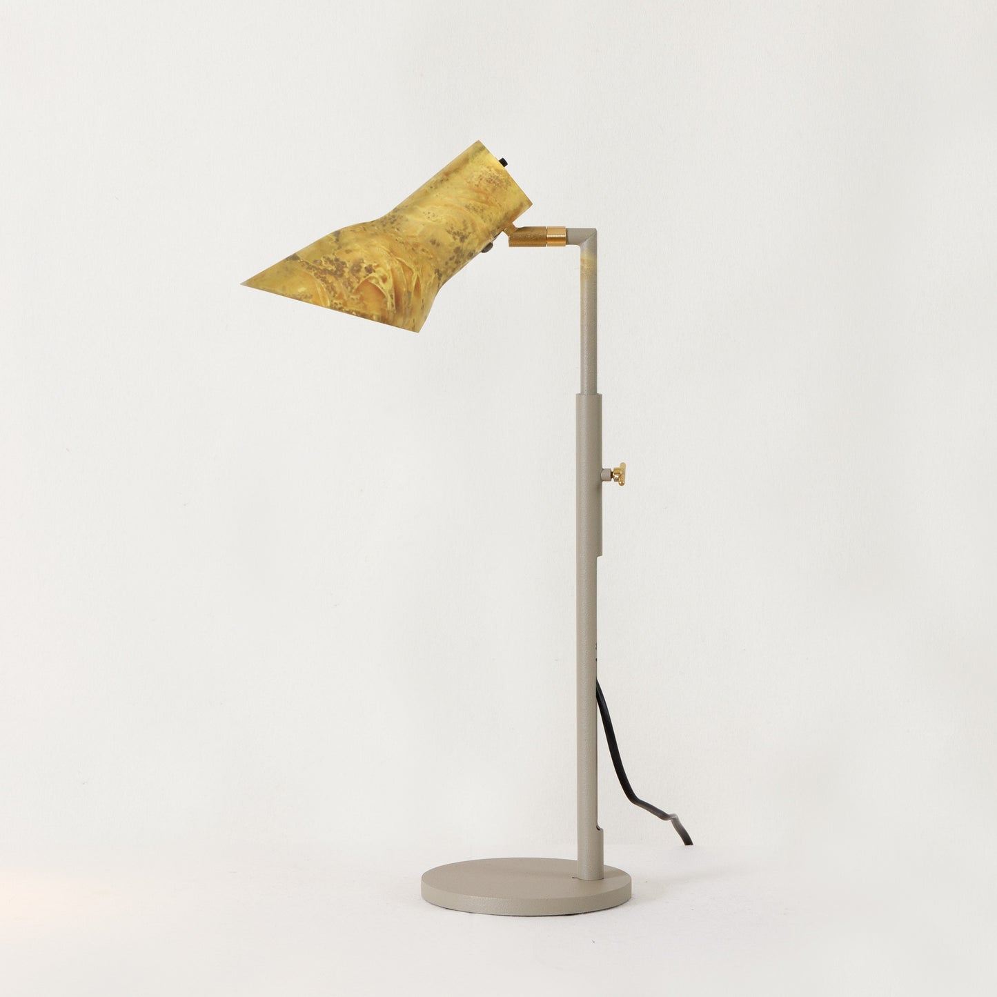 Q10 bordslampa