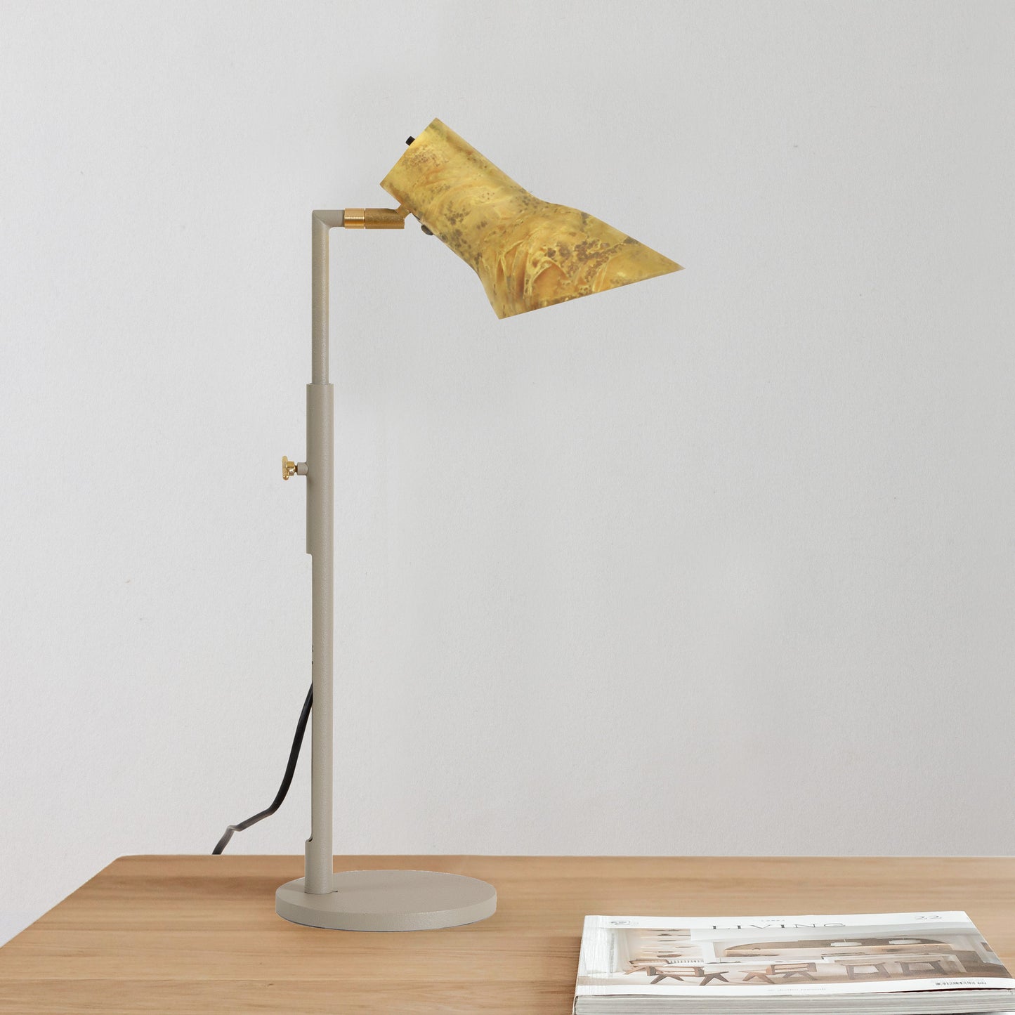 Q10 bordslampa