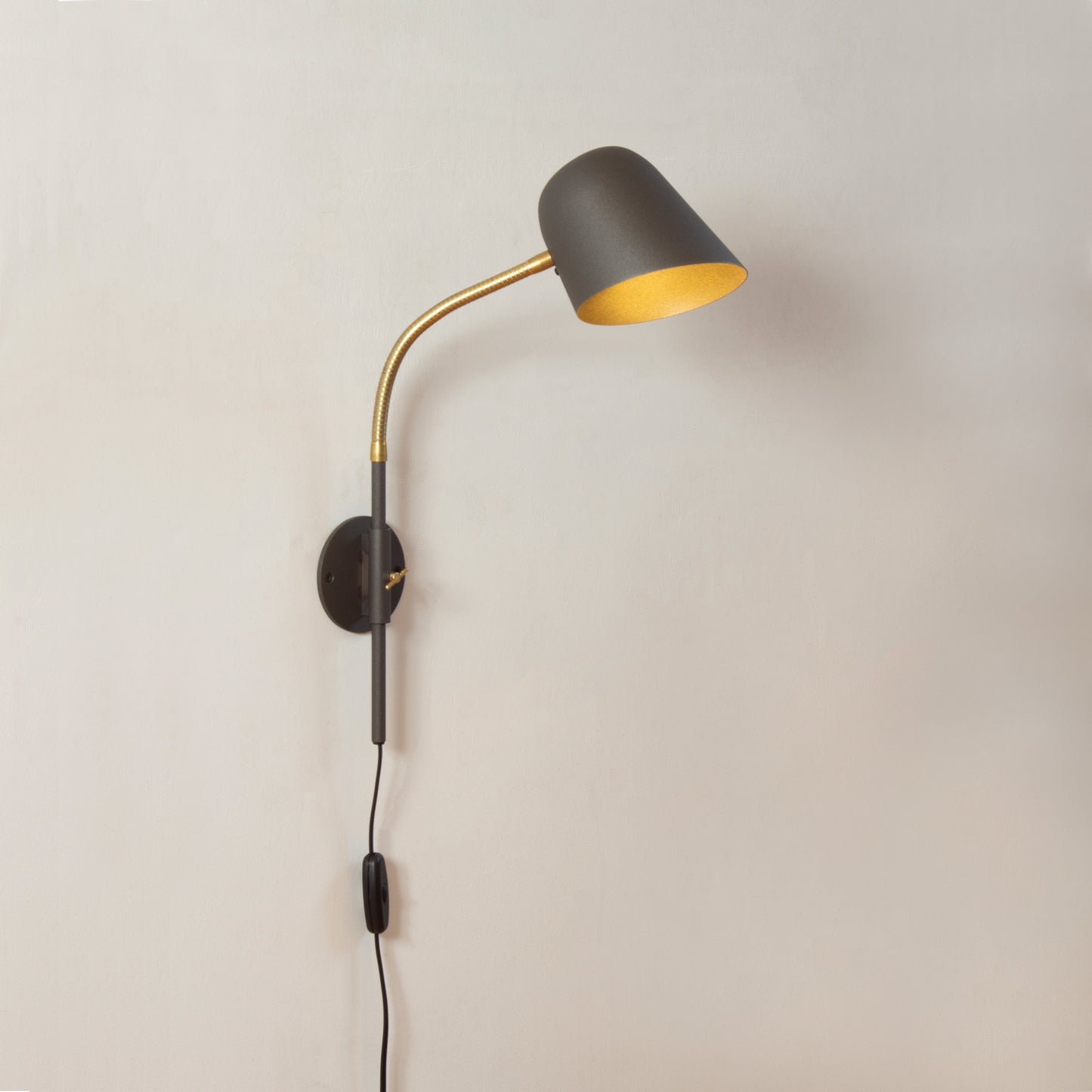 Q15 wall lamp short tube