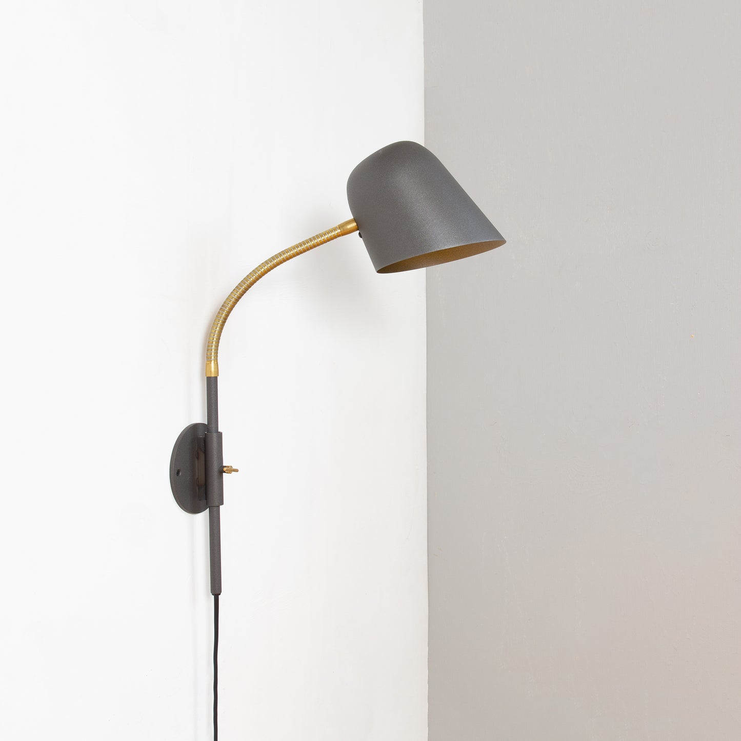 Q15 wall lamp short tube