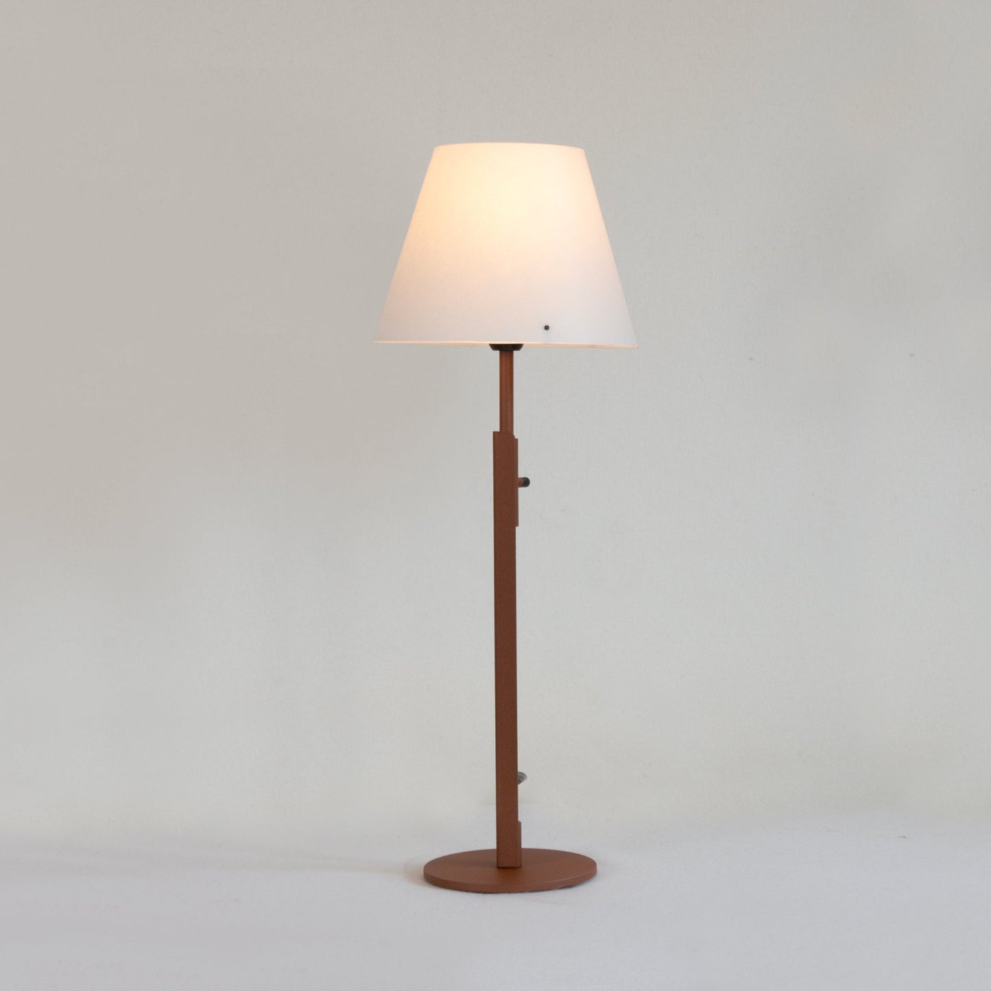 Vega bordslampa oxide
