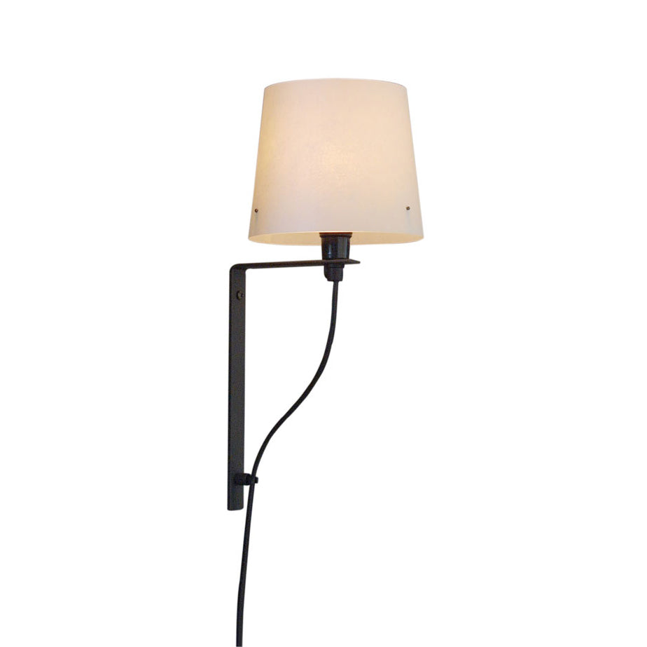 Vega wall lamp
