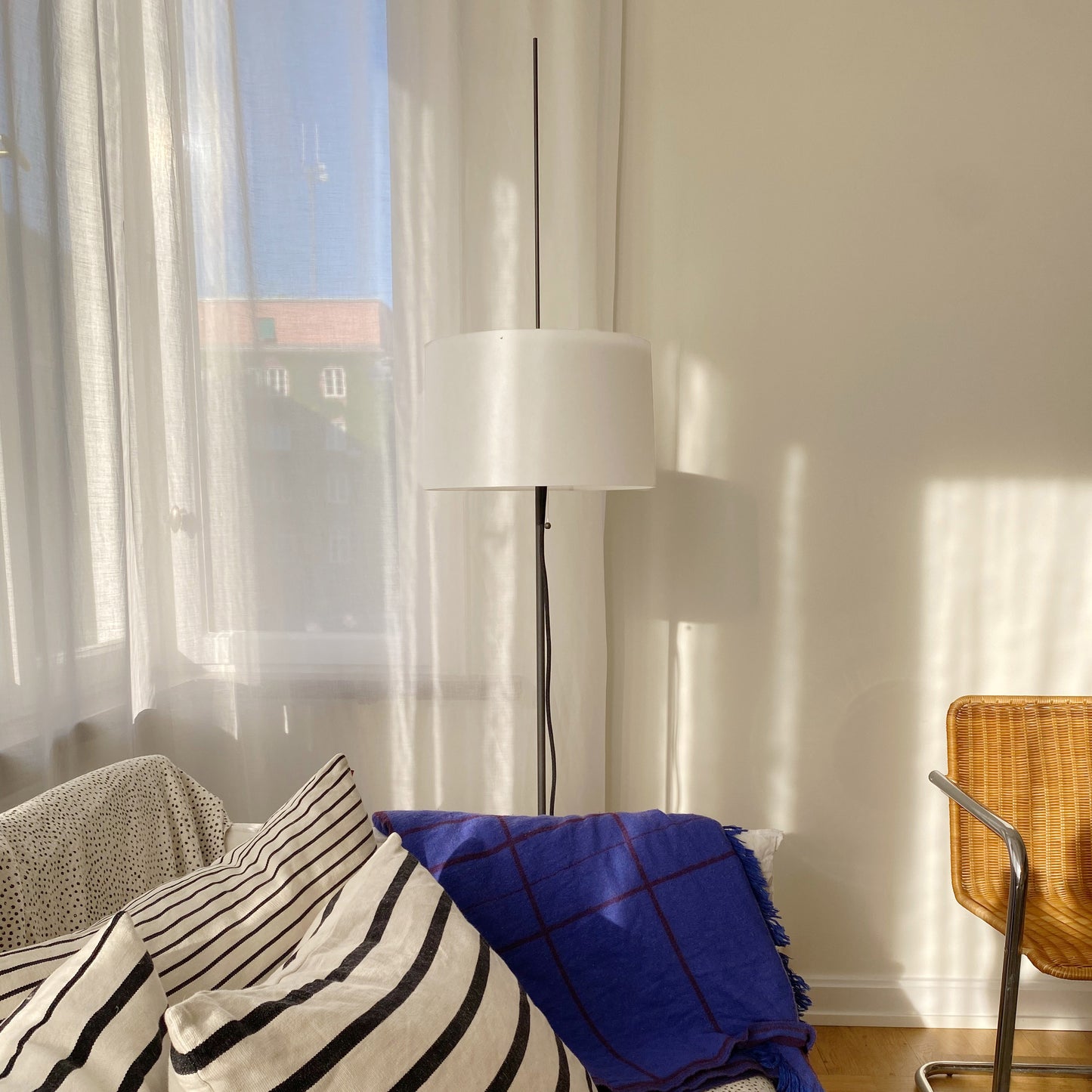 Zladd golvlampa stor