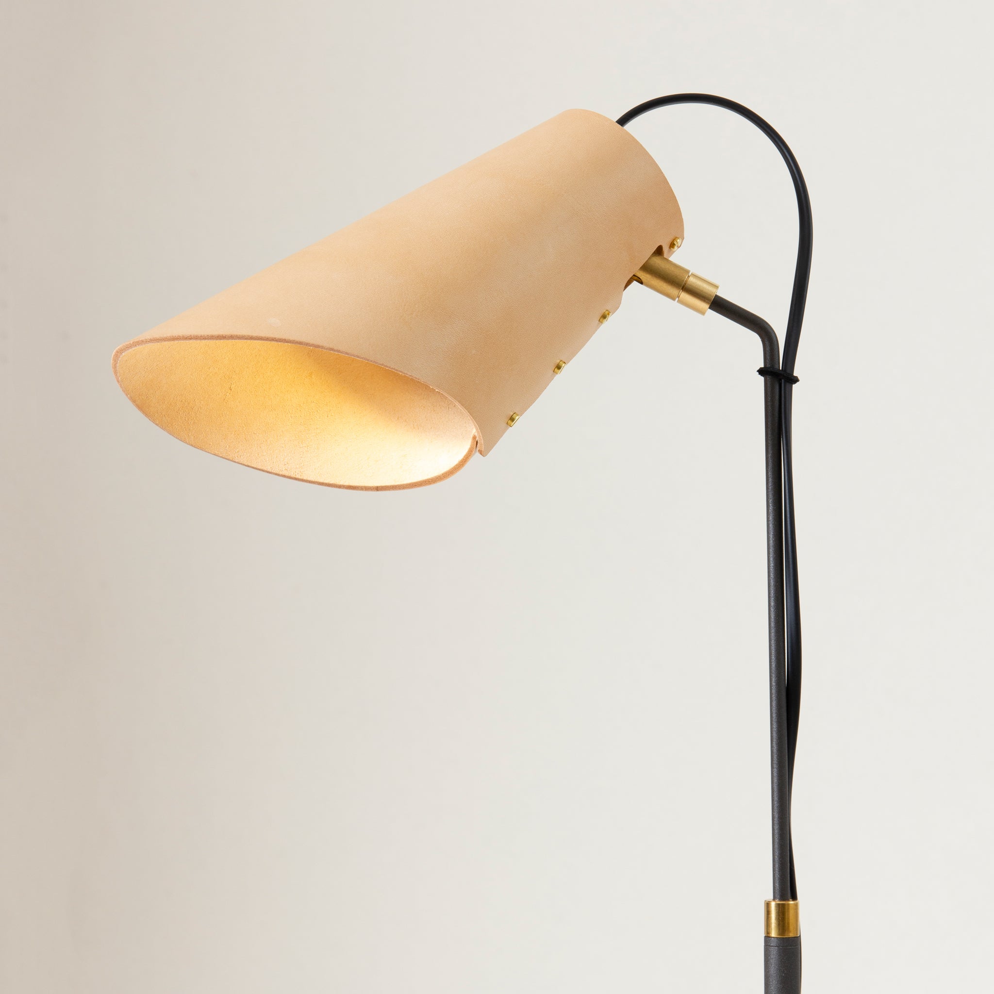 Erik lampa med skäm i läder, zlamp 