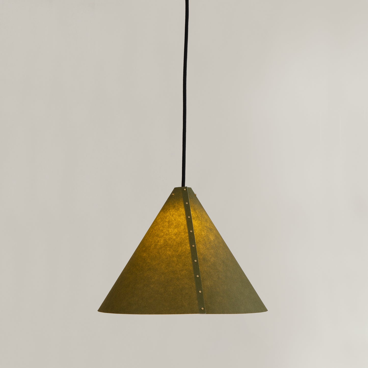 Spiss pendel 34 cm