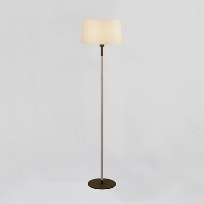 Z trä golvlampa björk